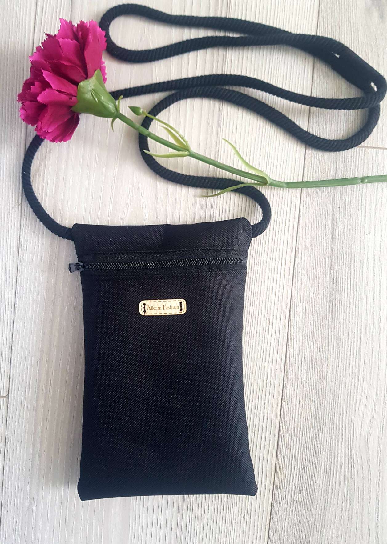 Paszportówka Kodura Czarna - obrazek 3