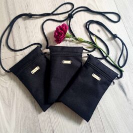 Paszportówka Kodura Czarna